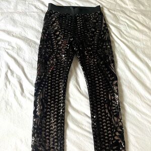 Gorgeous sequin black BCBG pants 🖤🪩🎬